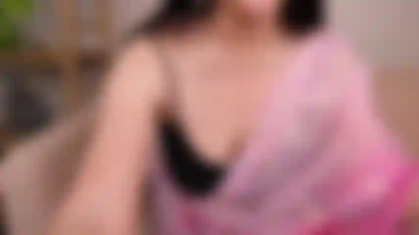 Desi-milf verführt college-schwanz.