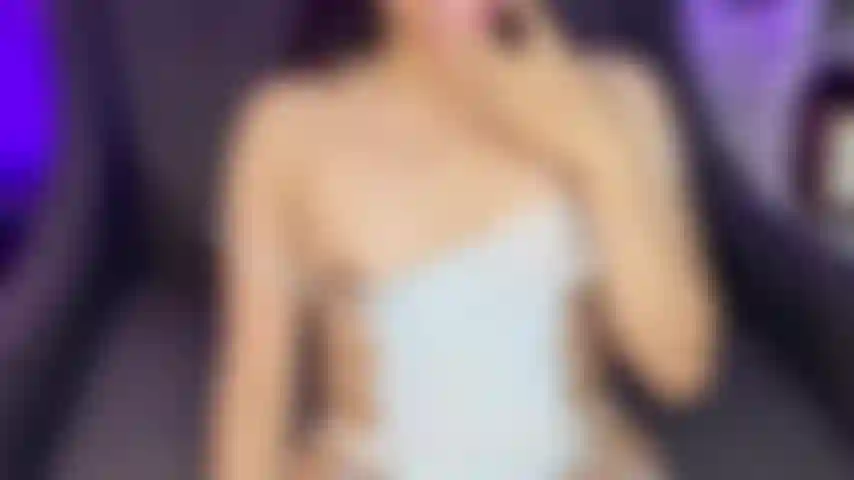 Feel my cute body with ur hands