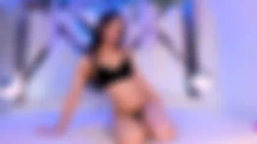 Deine sexy aleska geil.