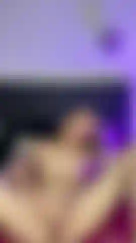 Fucking my dildo from the front, fucking my pink pussy.