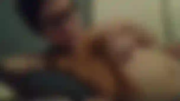 Spiele mit brüsten 2, um mich besser kennenzulernen.