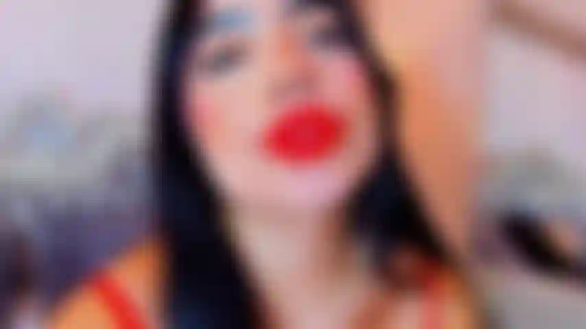 Sexy red lips, heels and foot game