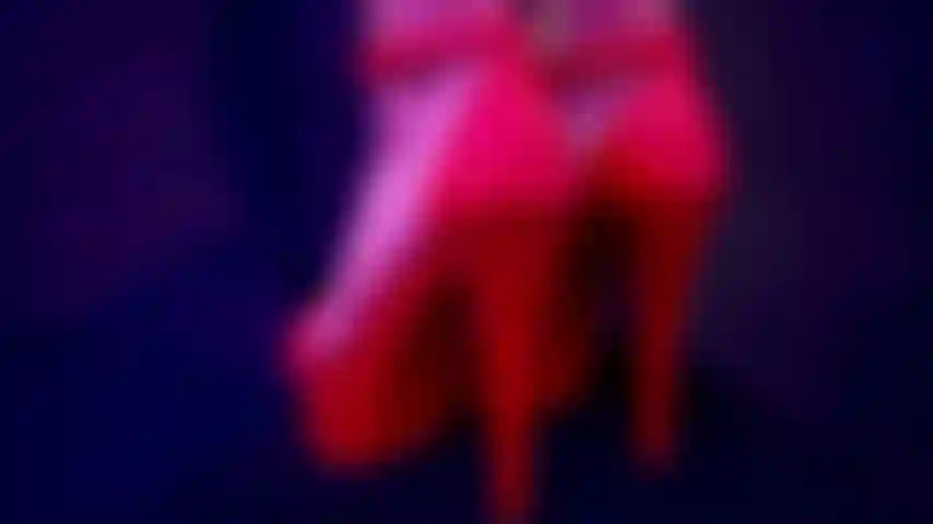 Bewundere meine sinnlichkeit.