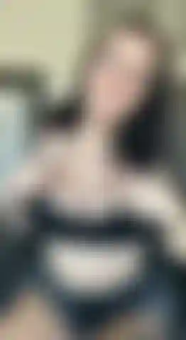 Allein zu hause und geil.