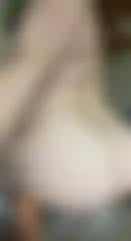 Naked ass bounce und twerk.