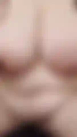 2 Minuten voller furz-/analfetische.