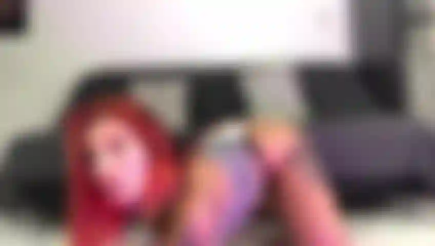 Ich will dir meine muschi zeigen und wie ich sie für dich reibe.