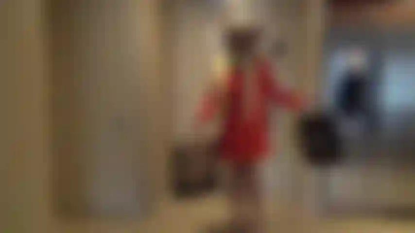 Verehre meine füßchen und fingere meine fotze.