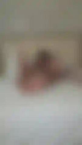 Küssen, 69, muschi ficken in verschiedenen positionen, anal, abspritzen auf den arsch.