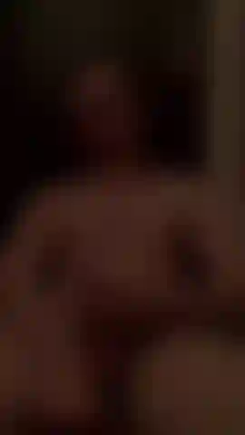 Mit einem lustigen zauberstab in meinem arsch schneidet.