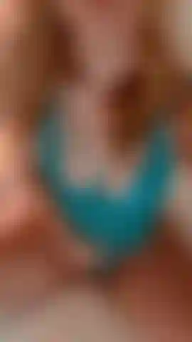 Und reibe meine muschi.