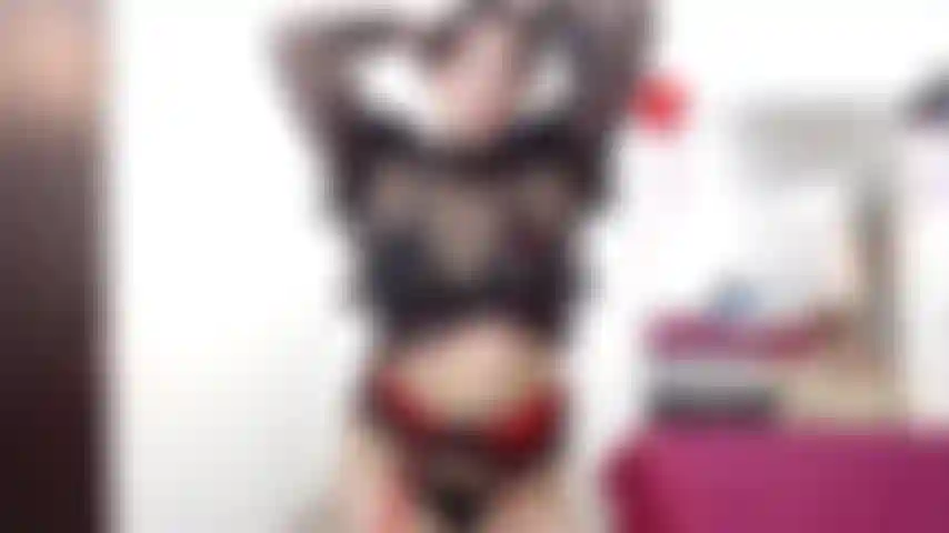 Die schöne latina erobert dich mit ihrem gesicht.