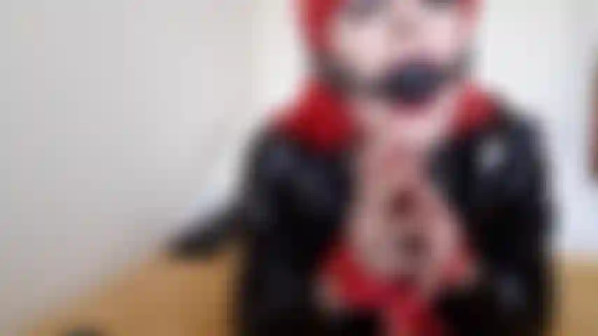 Mit ballgaged gefesselte pvc-gestiefelte schlampe. Hart gefickt, unordentlicher deepthroat-gag-sabber.