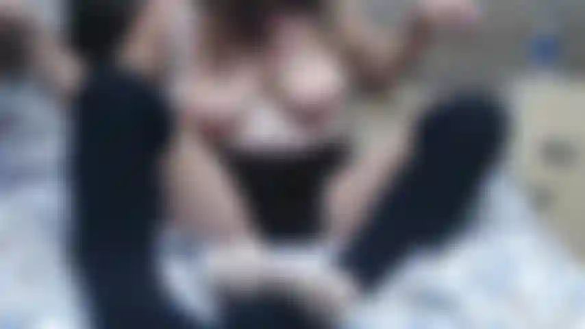 Alles in meine nasse fotze schiebt.