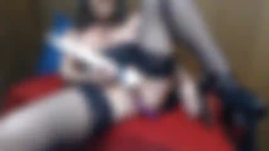 4 Finger spritzen slomo.