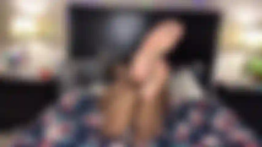 Feet & Ass Dirty Talk JOI
