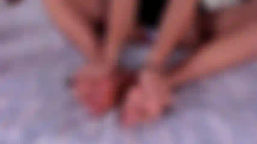 Massiere meine füße!