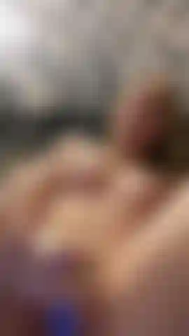 watch me fuck my tight hairy pussy with vibe