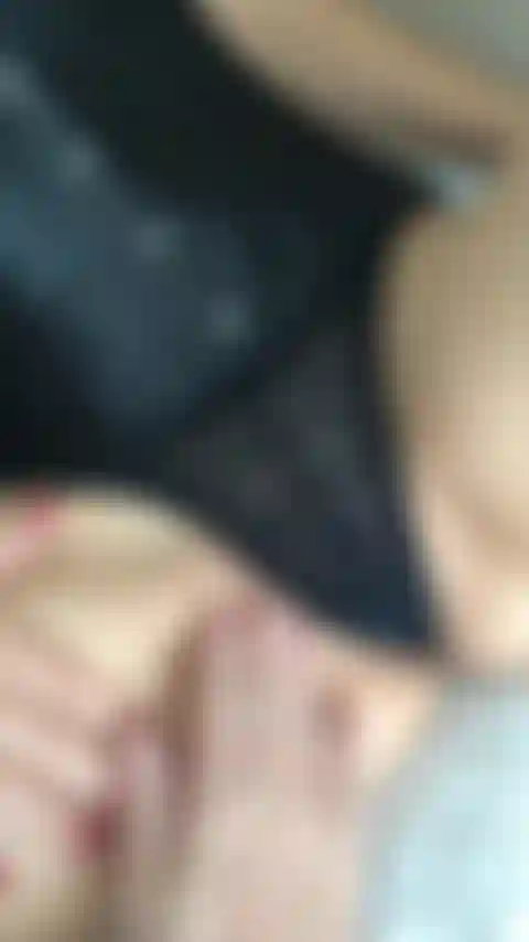 Herr dolly fingert meine muschi, summen / paarvideo.