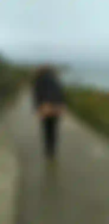 Dehors/zeige winterdessous, gesäß und nackten hintern, nicht weit von der normannischen blokos-führung.