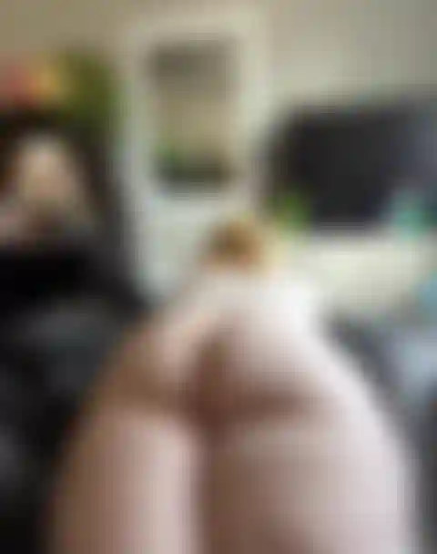 Ass twerking mit slow-mo & buttplug.