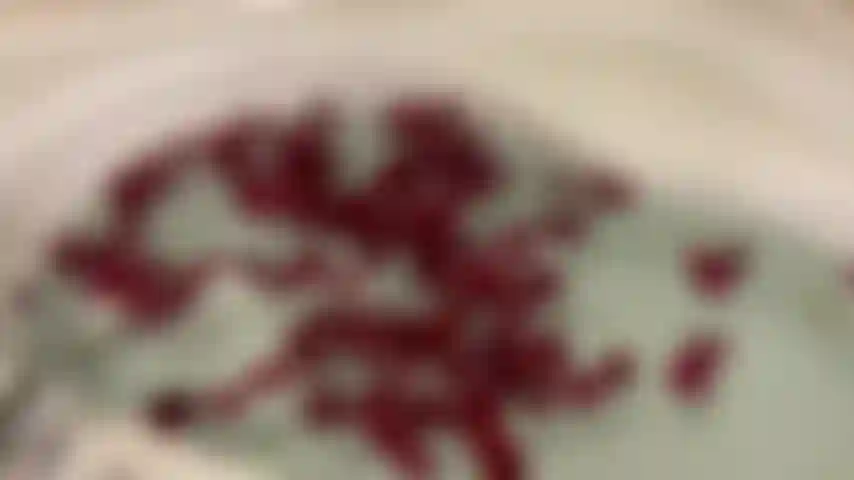 " Valentinstag joi". Nimm ein romantisches rosenblütenbad mit mir, während wir heiß und geil werden. Ich sage dir, wie ich will, dass du sie streichelst, während du mir beim spielen zusiehst. Versuche durchzuhalten, bis ich 3..2..1 Sage...