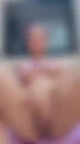 OMG!! I can-t believe my whole hand fits in there!