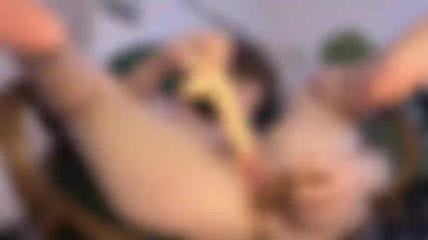 Muss beide löcher ausgefüllt haben.