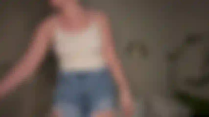 Mein freund kann nicht schlafen, also helfe ich ihm beim kommen.