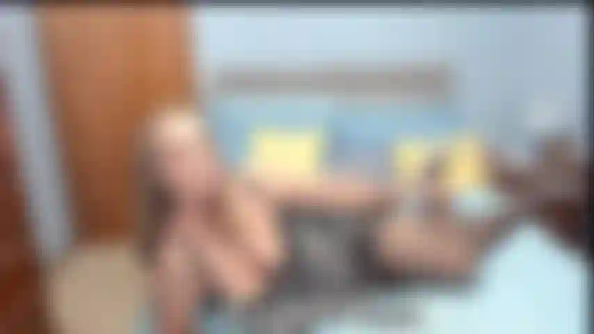 Dirtytalk-stockingtease-ass-joi – necke mit meinen langen beinen in schwarzen nylons, während ich schmutzig rede und joi mache.