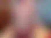 Aufgenommene goldshow an halloween von mir als krankenschwester roni. In diesem clip ziehe ich mich aus, mit nackten füßen und nackten beinen, dirty talk, joi.