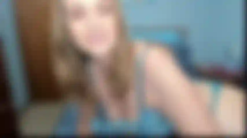 Schwiegermutter-rollenspiel – du hast ein faible für deine schwiegermutter und sie verführt dich und sagt dir, du sollst sie ficken, bevor dich jemand erwischt.