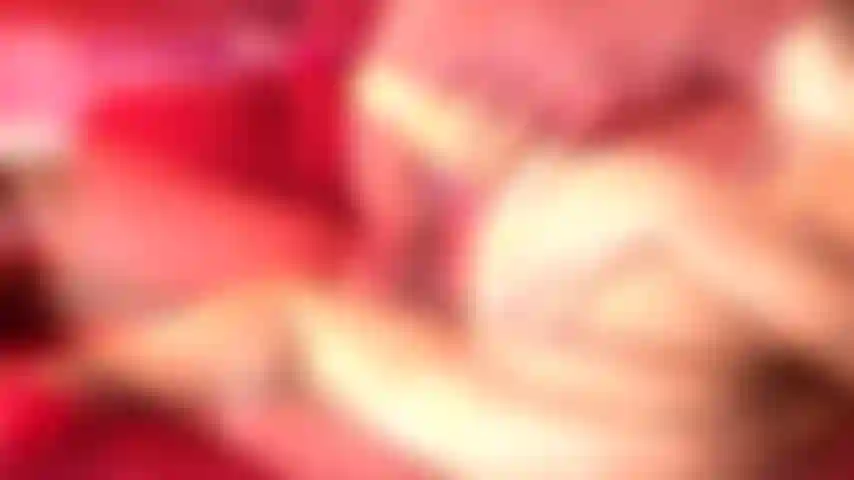 Glasspielzeug-doppelpenetration-vegas-hotel- sieh zu, wie ich meinen arsch und meine fotze gleichzeitig in einem hotelzimmer in vegas ficke. Doppelpenetration.