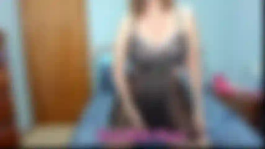 Vibrierender orgasmus mit arschfingern – das ist eine seltenheit, da ich selten analsex mache, aber heute war ich geil und fingerte meinen arsch für einen besonderen fan, nachdem ich mich mit meiner stimmung zum abspritzen gebracht hatte.