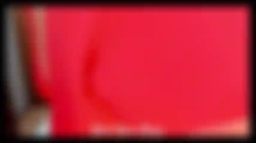 Jeansrock ohne höschen, bbc-dildo lutschen – zeige mich im blauen jeans-minirock ohne höschen. Necke dich langsam mit meinem großen arsch, dirty talk und joi.