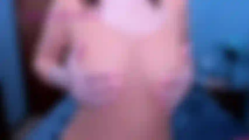 Bodystockingcamshows-zusammenstellung von shows, in denen ich einen hellbraunen ouvert-bodystocking trage, der dich mit meinem großen arsch neckt, schmutzig redet, spaß hat, muschi mit spielzeug fickt.