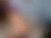 In diesem clip mache ich nackt eine goldshow und ficke meine muschi mit einem dildo. Viel arschficken, spielzeugficken, reiten, joi. Zeige nackte füße und beine in der luft und einen gebeugten hintern.