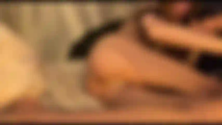 Arsch hämmern, mädchenschwanz reiben und abspritzen bevor ich einschlafe – 10 minuten dildo-ficken, edging und masturbieren mit einem abschließenden schuss.