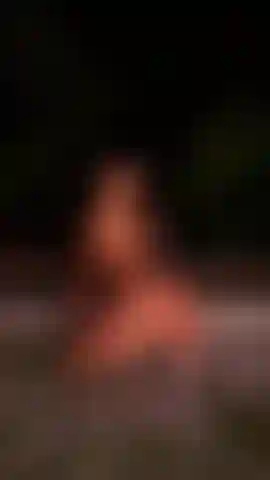 Twerking im whirlpool.