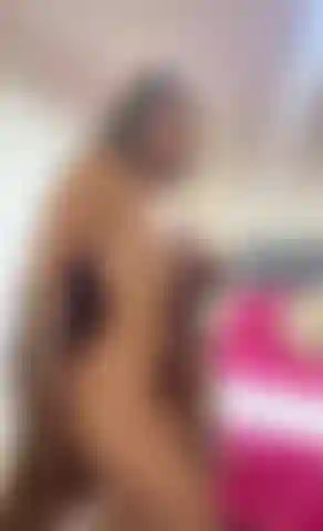 Sinnlich und verspielt in meinem schlafzimmer.