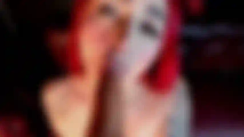 Ein chaotischer blowjob für dich?