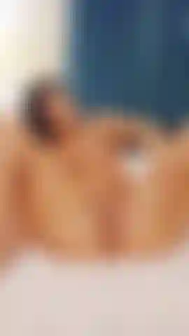 Eingeölter körper.