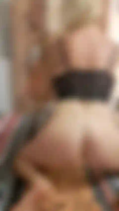 Vergnügen mit meinem dildo.