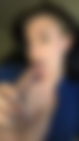 Nehme diesen 20 cm langen schwanz tief in den rachen.