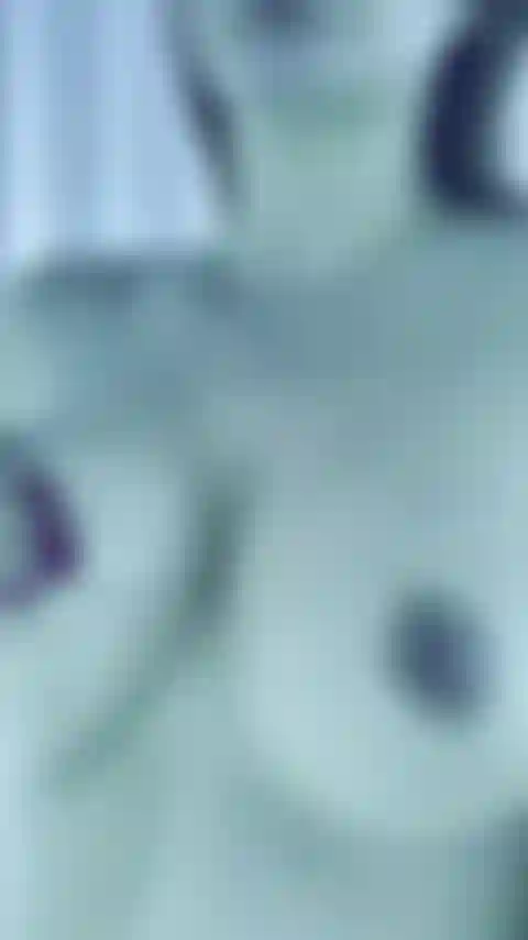 Heiße masturbation im solarium :).