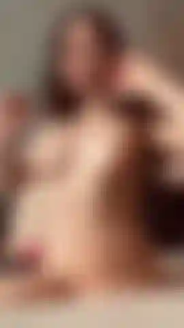 Missionarsstellung, masturbation mit meinem 23 cm dildo.