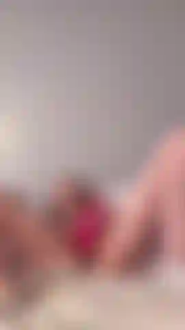 watch me orgasm while i use my wand vibrator